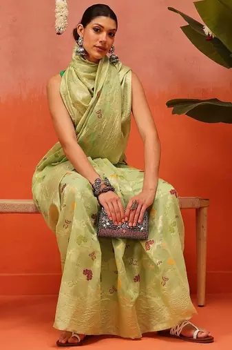 Green woven cotton blend traditional saree with blouse piece