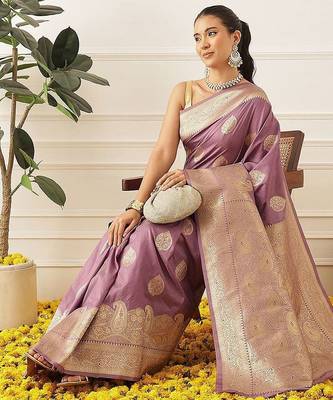 Lavender woven art silk traditional saree with blouse piece 3