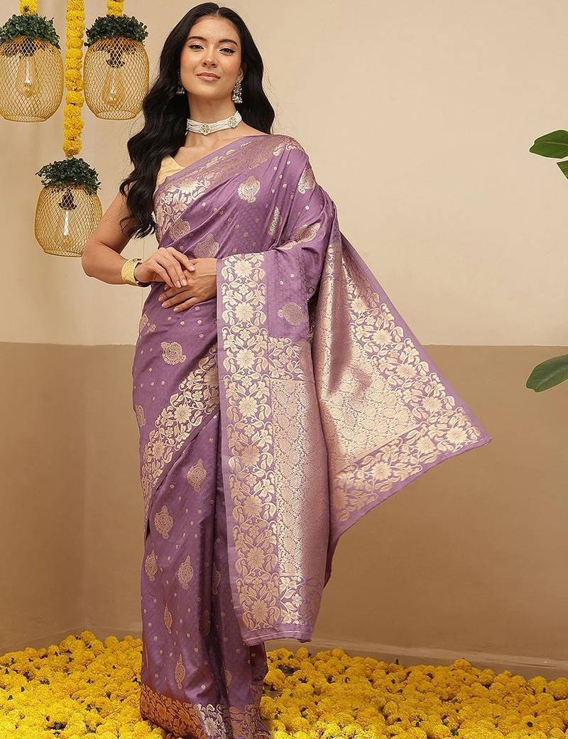 Lavender woven art silk traditional saree with blouse piece