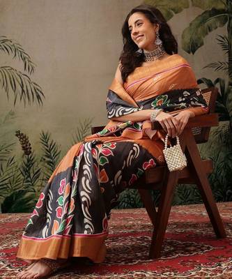 Black digital printed jute festive saree with blouse piece 4