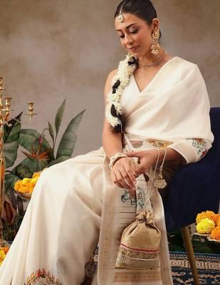 Off white printed art silk ethnic saree with blouse piece 2