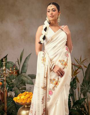 Off white printed art silk ethnic saree with blouse piece 4