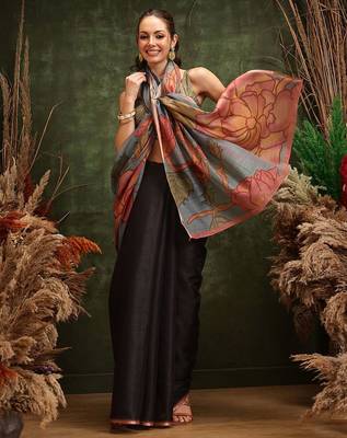 Black printed silk cotton ethnic saree with blouse piece 4