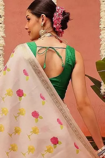 Cream printed silk blend ethnic saree with blouse piece