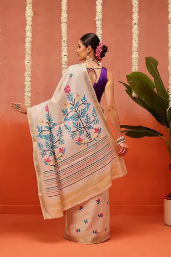 Cream printed silk blend ethnic saree with blouse piece