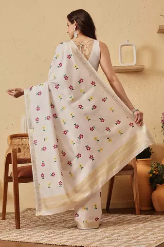 Cream printed silk blend ethnic saree with blouse piece