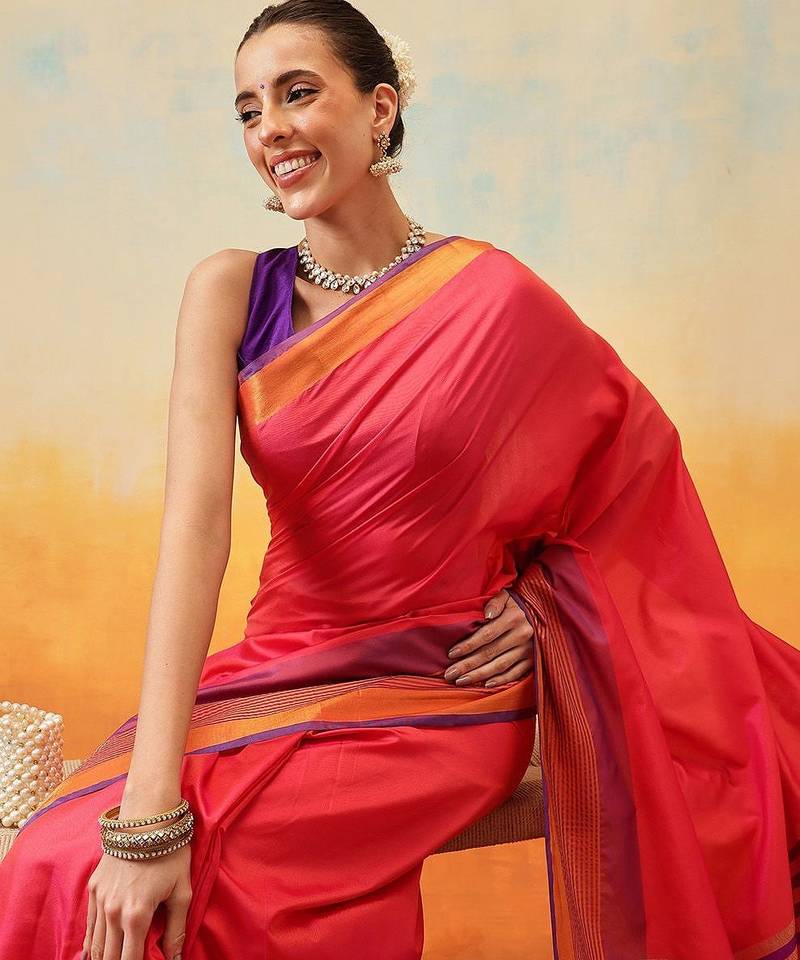 Red printed art silk ethnic saree with blouse piece