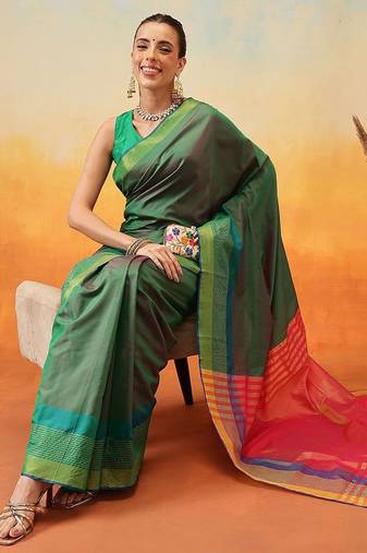 Green plain art silk traditional saree with blouse piece