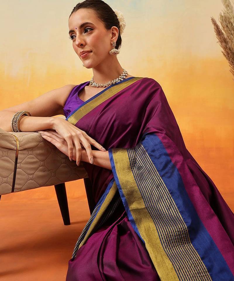Purple plain art silk traditional saree with blouse piece