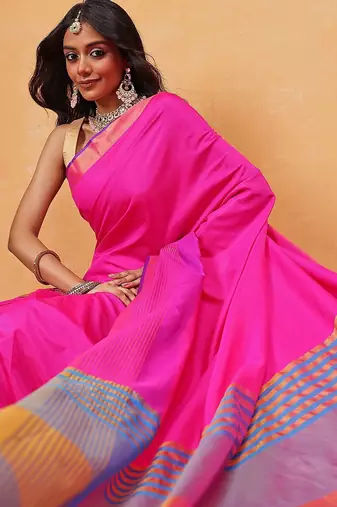 Pink plain art silk traditional saree with blouse piece