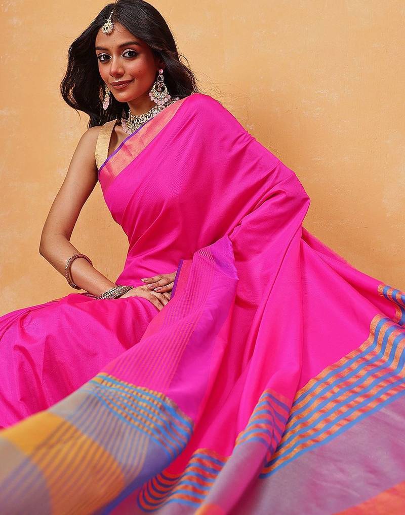 Pink plain art silk traditional saree with blouse piece