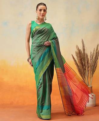 Green plain art silk traditional saree with blouse piece 2