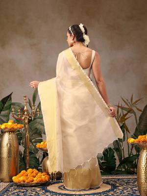 Off white woven silk blend ethnic saree with blouse piece 2