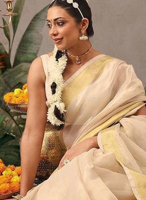 Off white woven silk blend ethnic saree with blouse piece 3