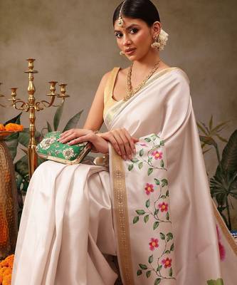 white floral printed silk blend saree with blouse 1