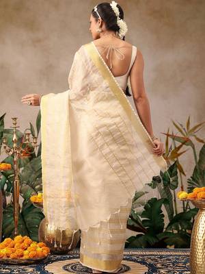 Off white woven silk blend ethnic saree with blouse piece 2