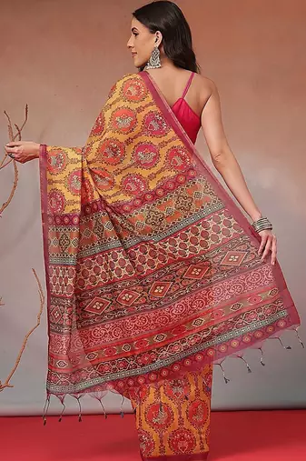 Yellow printed cotton blend ethnic saree with blouse piece