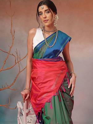 Green woven art silk traditional saree with blouse piece 3
