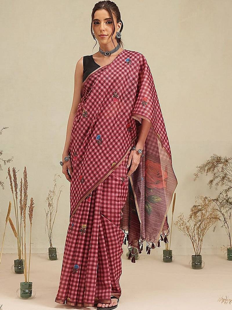 Maroon printed polycotton casual wear saree with blouse piece