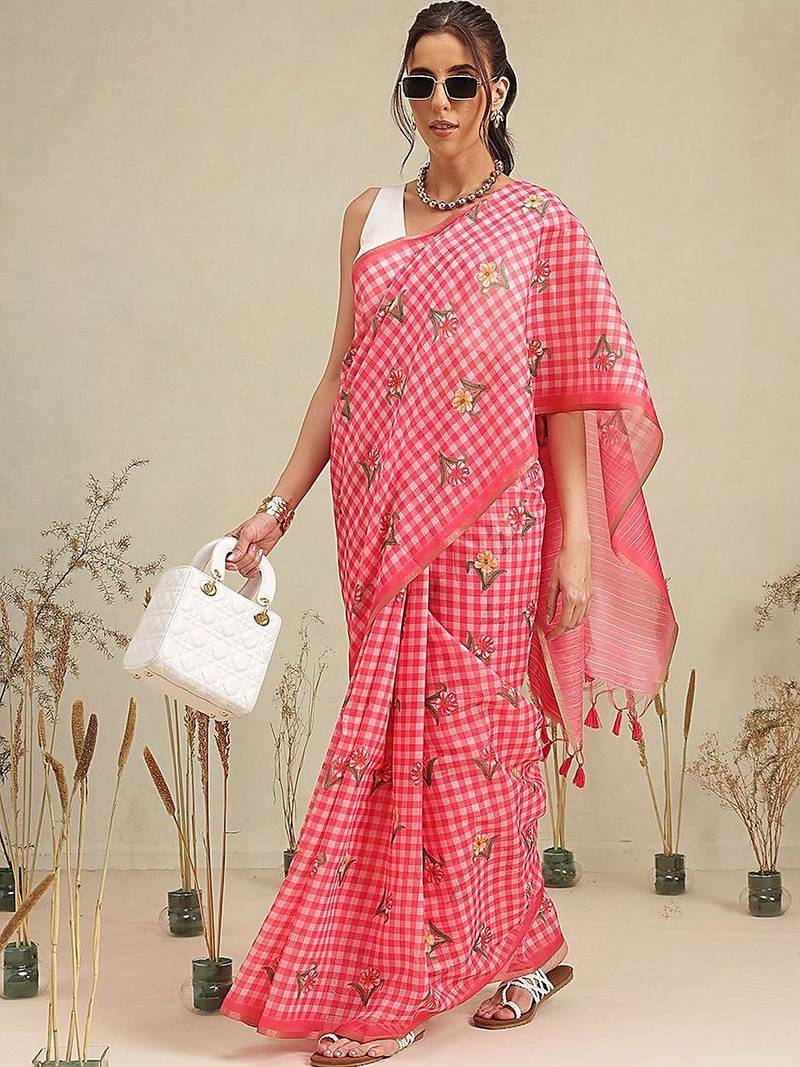 Red printed polycotton casual wear saree with blouse piece