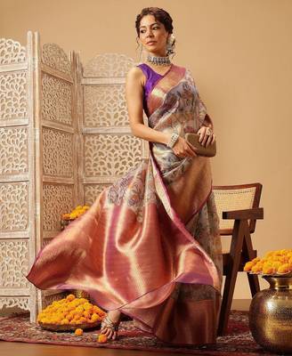 Lavender printed silk blend ethnic saree with blouse piece 2