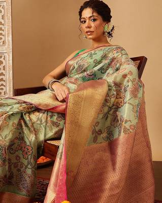Green printed silk blend ethnic saree with blouse piece 4