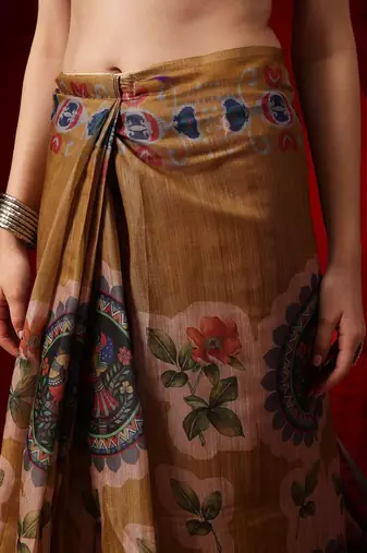 Peach printed cotton blend ethnic saree with blouse piece