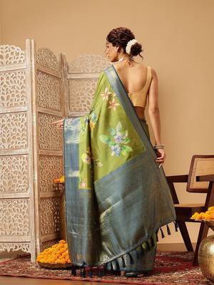 Green printed art silk ethnic saree with blouse piece 3