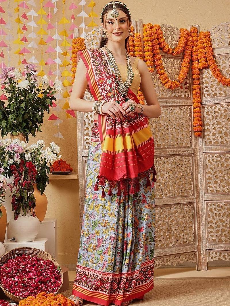 Blue printed silk cotton ethnic saree with blouse piece