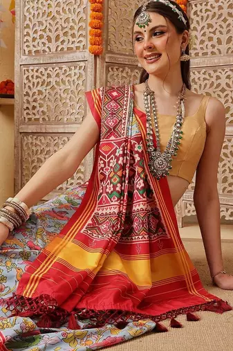Blue printed silk cotton ethnic saree with blouse piece