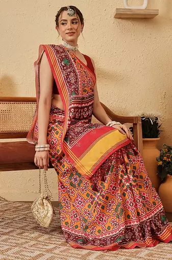 Yellow printed silk blend ethnic saree with blouse piece