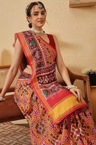Yellow printed silk blend ethnic saree with blouse piece
