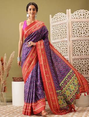Blue printed silk blend ethnic saree with blouse piece 2