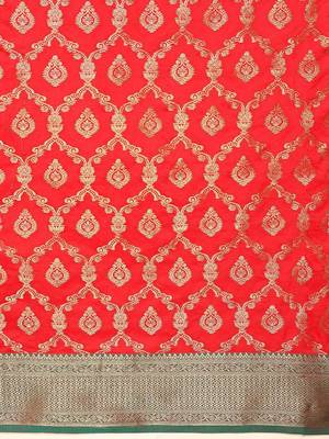 Red woven silk blend ethnic saree with blouse piece 5