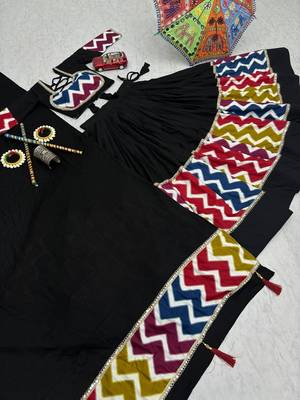Black Navratri Lehenga Choli Set with Multicolor Zig Zag Print & Heavy Dupatta 5