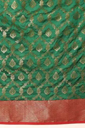 Green woven silk blend ethnic saree with blouse piece