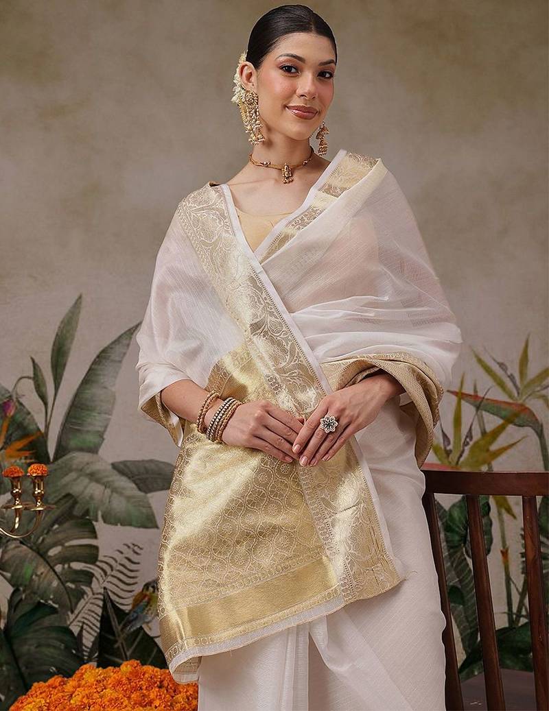 Off white printed silk blend ethnic saree with blouse piece