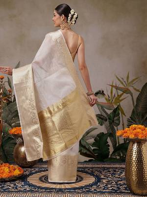 off white and gold striped zari silk saree 3