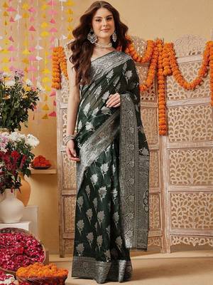 Green woven cotton blend traditional saree with blouse piece 1