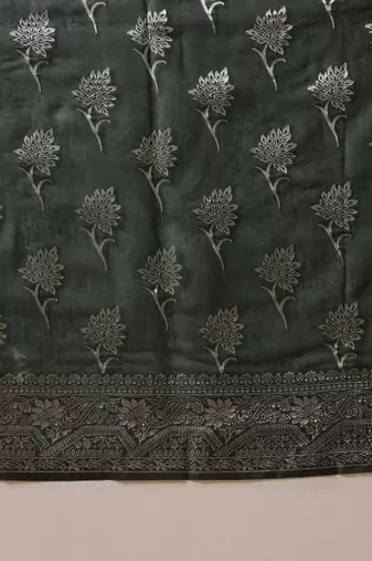 Green woven cotton blend traditional saree with blouse piece