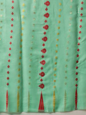 Green woven cotton blend traditional saree with blouse piece 5
