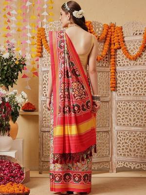 Mustard printed silk cotton ethnic saree with blouse piece 4