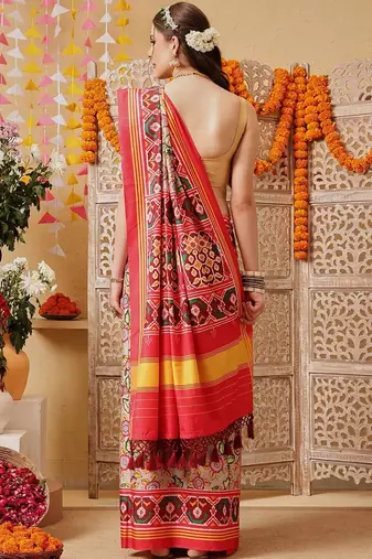 Mustard printed silk cotton ethnic saree with blouse piece