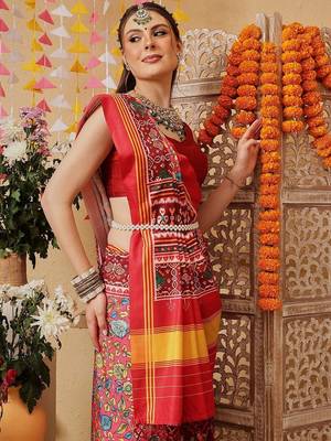 Red printed silk cotton ethnic saree with blouse piece 2