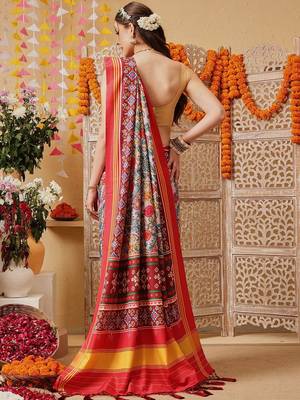 Red printed silk cotton ethnic saree with blouse piece 2