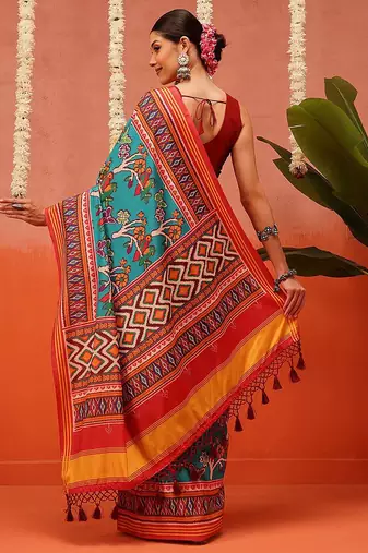 Blue printed silk blend ethnic saree with blouse piece