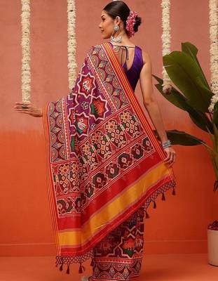 Orange printed silk blend ethnic saree with blouse piece 3