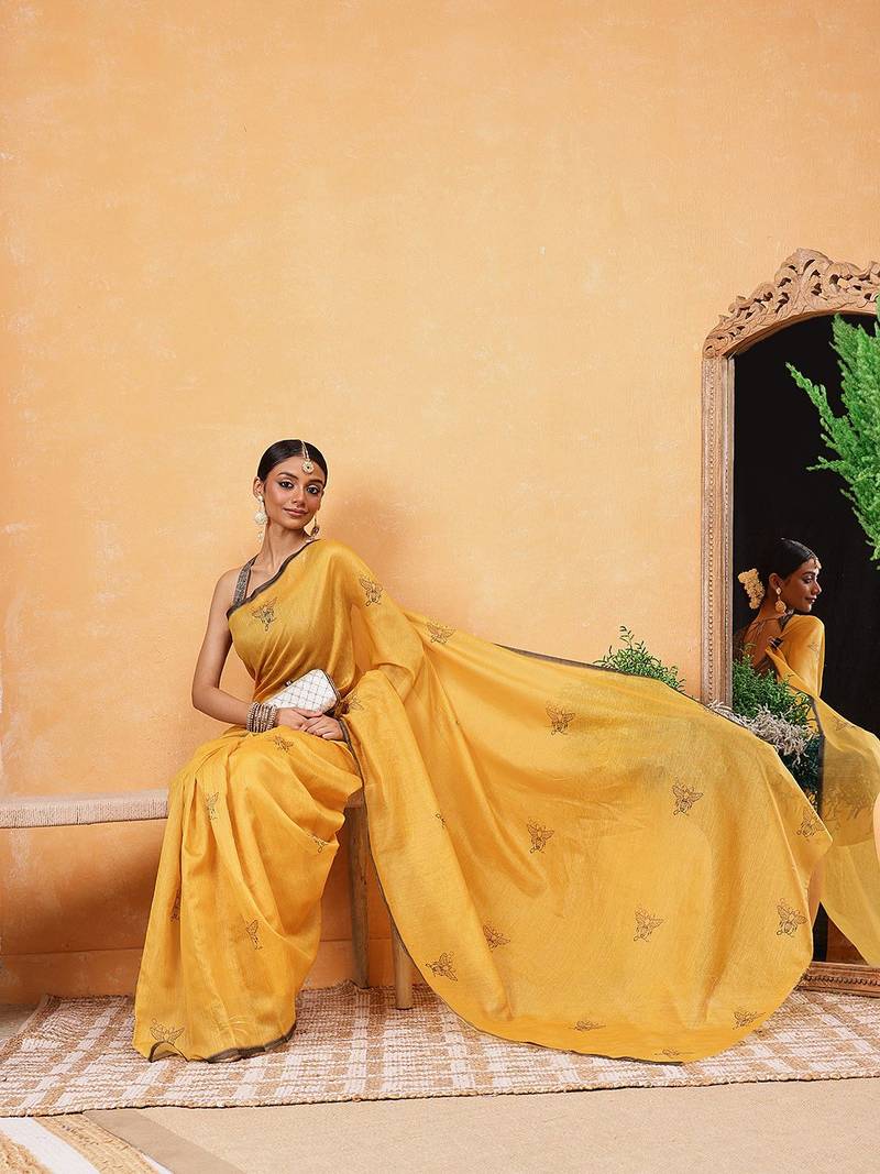Yellow printed cotton blend ethnic saree with blouse piece