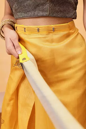 Yellow printed cotton blend ethnic saree with blouse piece