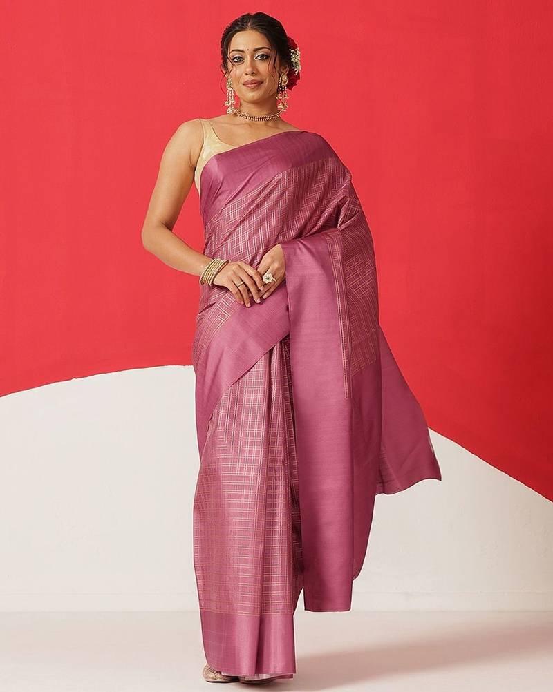 Purple woven silk blend ethnic saree with blouse piece